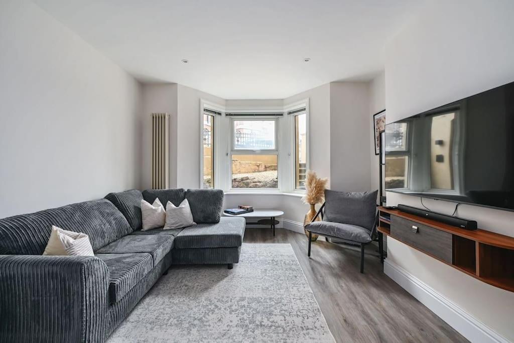 Stunning Spacious Duplex With Garden 141A Hastings Buitenkant foto