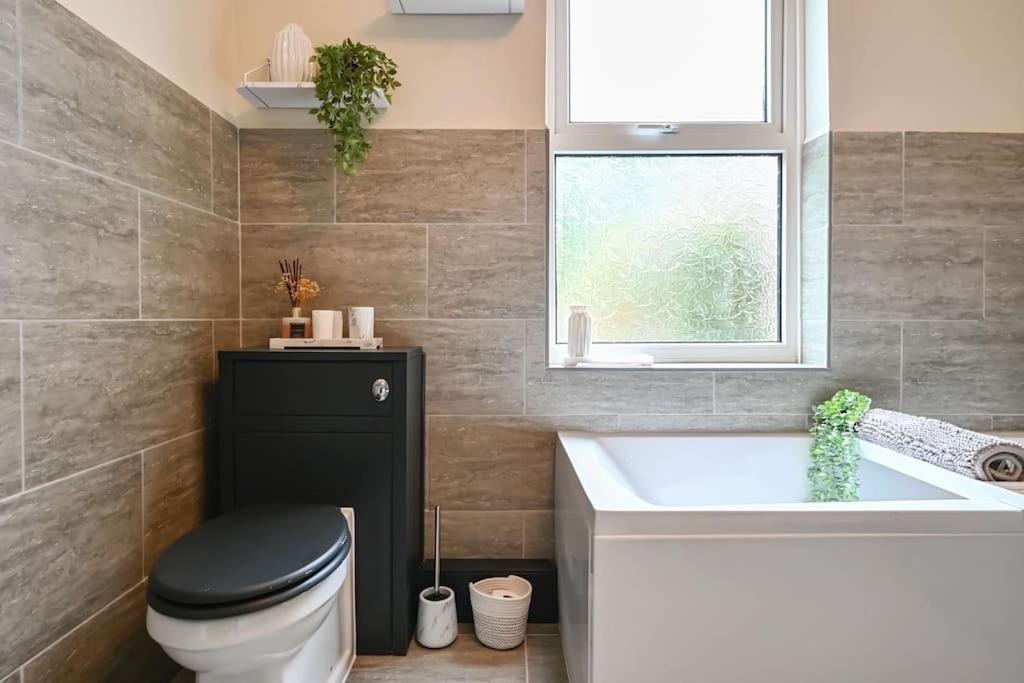 Stunning Spacious Duplex With Garden 141A Hastings Buitenkant foto